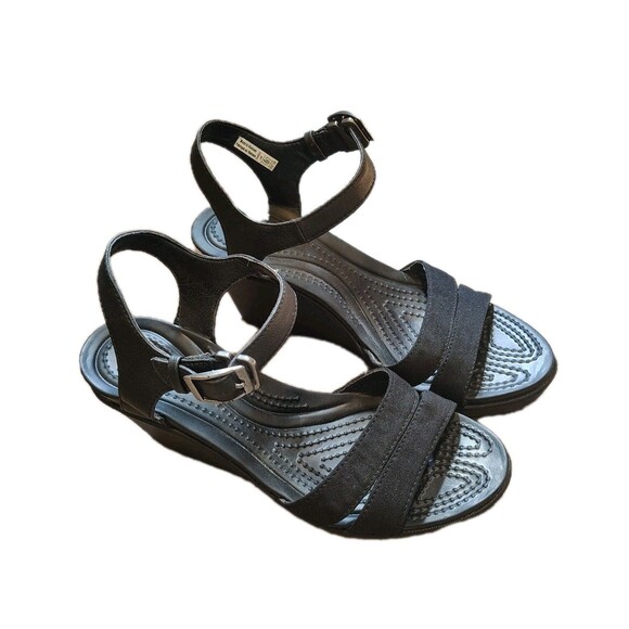 Crocs Leigh II Sizes 6 Ankle Strappy Wedge Sandals Comfortable Black - Picture 1 of 9